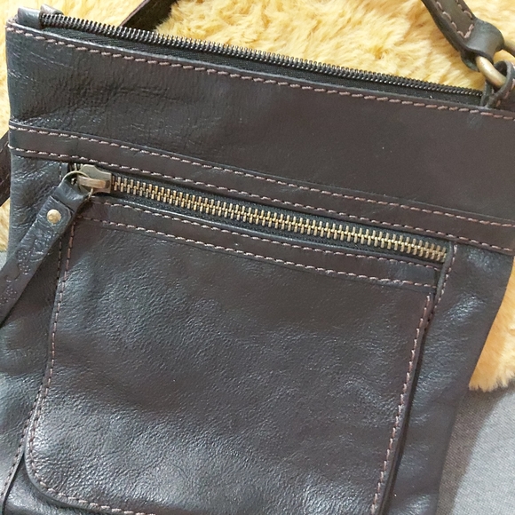 Fossil Leather Crossbody Purse - Picture 4 of 5
